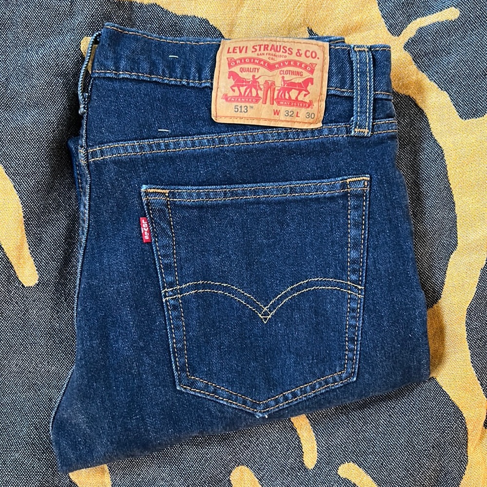 (New without tags) Levi’s 513 32x30